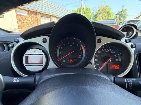 Used 2012 Nissan 370Z Touring image 4