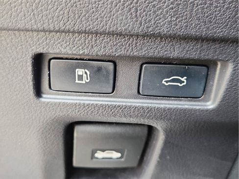 Used 2022 Lexus ES 350 F Sport w/ Accessory Package 2 FWD image 17