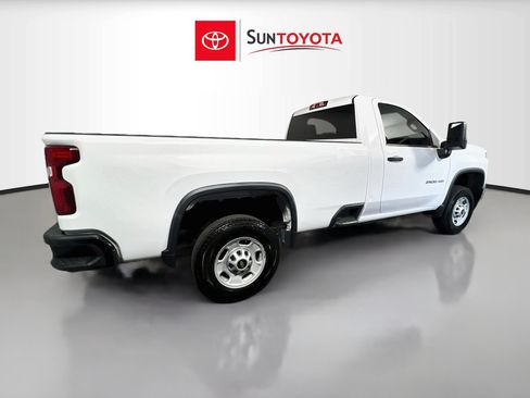 Used 2021 Chevrolet Silverado 2500 W/T RWD image 4