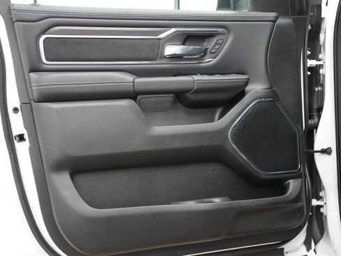 New 2026 RAM 1500 Laramie AWD/4WD image 15