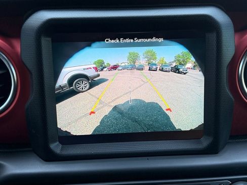 Used 2020 Jeep Wrangler Unlimited Rubicon AWD/4WD image 19