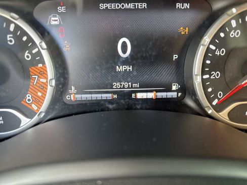 Used 2022 Jeep Renegade Latitude image 21