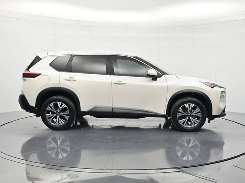 Certified 2023 Nissan Rogue SV AWD/4WD image 4
