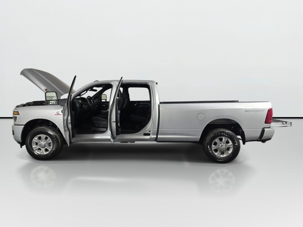 New 2026 RAM 3500 Big Horn AWD/4WD image 11