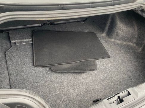 Used 2017 Ford Mustang Coupe image 10