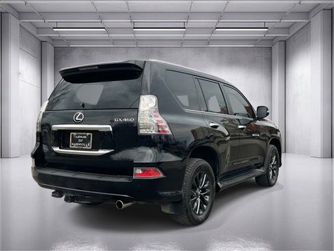 Used 2021 Lexus GX 460 Premium w/ Premium Package image 3
