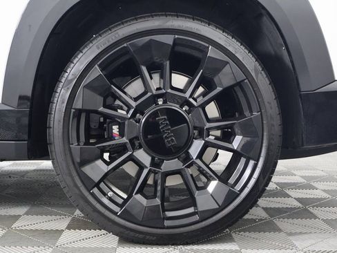 Certified 2025 BMW XM AWD/4WD image 16