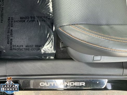 Used 2023 Mitsubishi Outlander SEL image 16