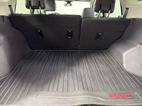 Used 2018 GMC Terrain Denali w/ Comfort Package image 16