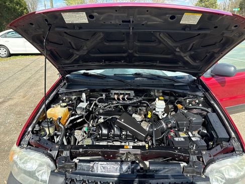 Used 2006 Ford Escape XLT image 14