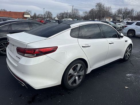 Used 2018 Kia Optima SX image 4