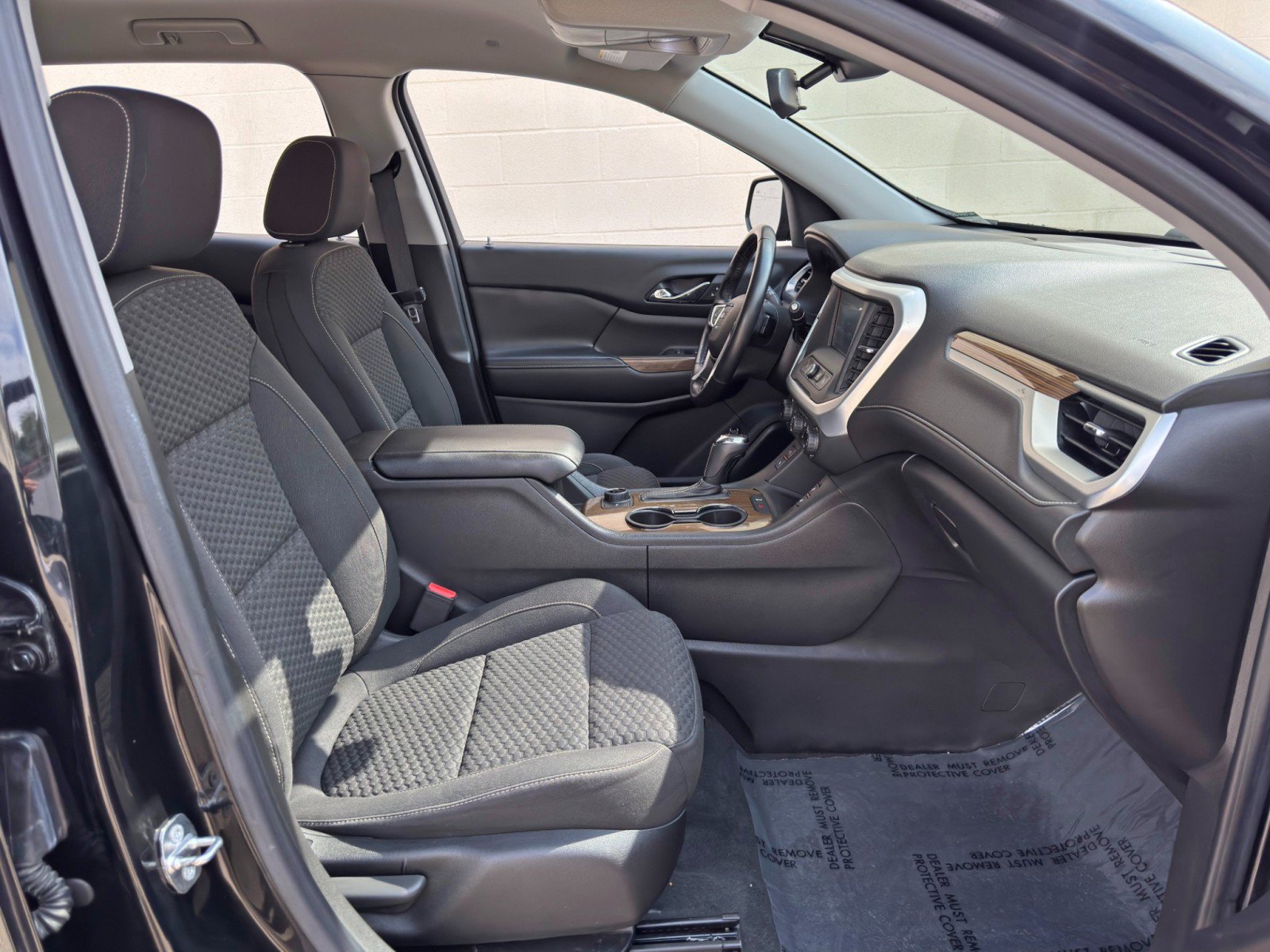 Used 2018 GMC Acadia SLE w/ Driver Alert Package I AWD/4WD image 14