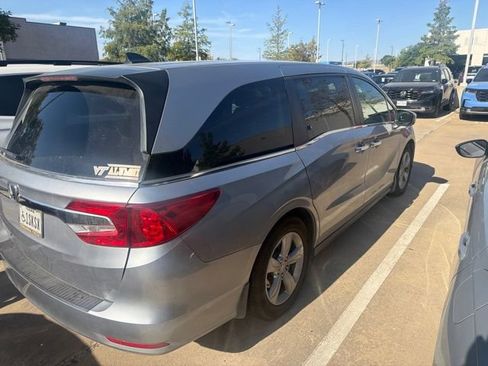 Used 2019 Honda Odyssey EX image 6