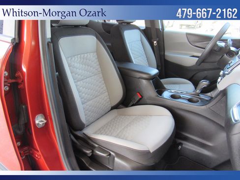 Used 2020 Chevrolet Equinox LS w/ LS Convenience Package FWD image 30