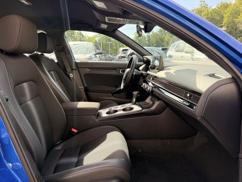 Used 2023 Honda Civic Sport image 12