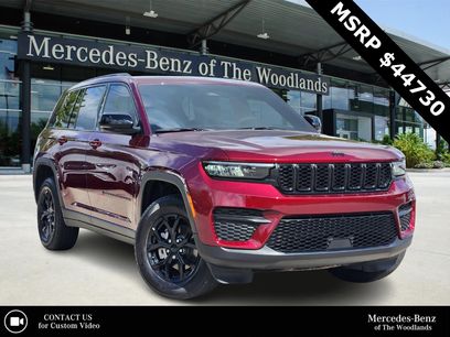 Used 2025 Jeep Grand Cherokee Altitude