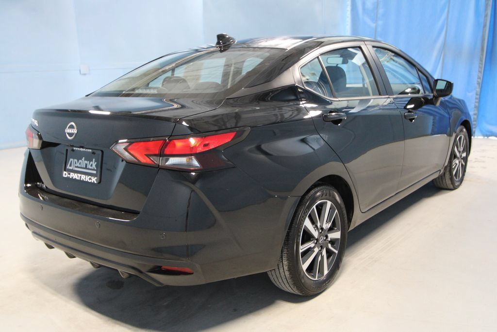 Used 2025 Nissan Versa SV FWD image 27