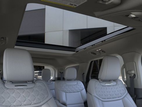 New 2026 Ford Explorer Platinum image 22