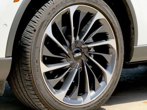 Used 2023 Lincoln Aviator Reserve w/ Equipment Group 201A AWD/4WD image 14