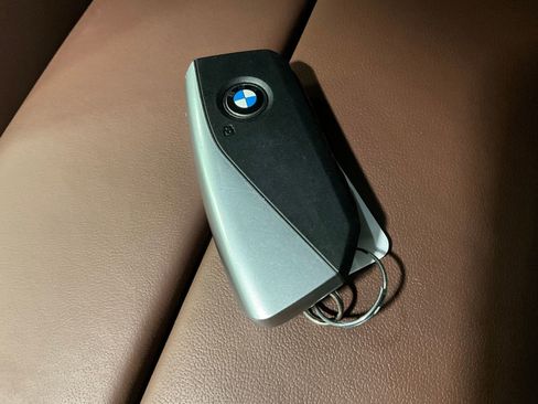 Used 2025 BMW X5 xDrive40i image 11