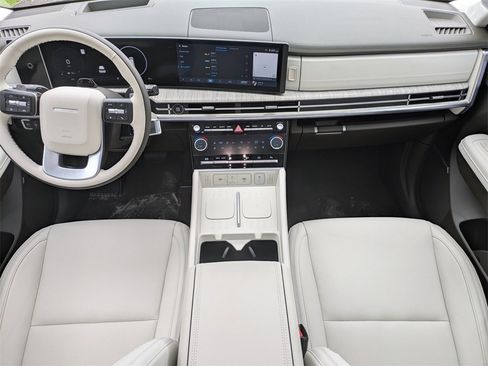 New 2025 Hyundai Santa Fe Calligraphy image 15