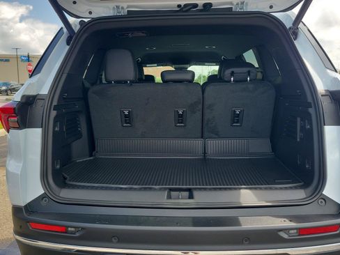 New 2027 Buick Enclave Preferred w/ Power Package AWD/4WD image 8
