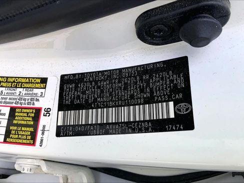 Used 2024 Toyota Camry LE AWD/4WD image 37