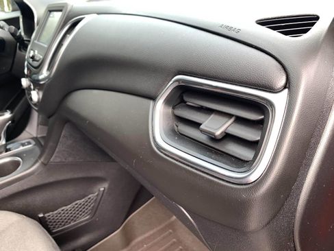 Used 2018 Chevrolet Equinox LT AWD/4WD image 40
