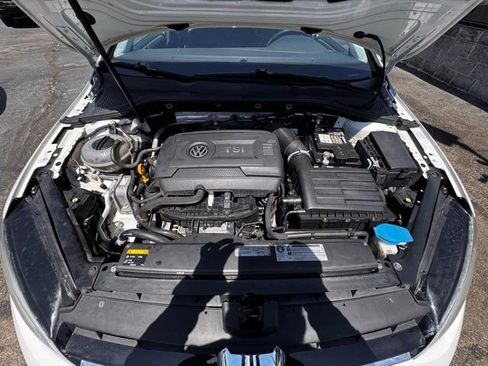 Used 2015 Volkswagen Golf S FWD image 7