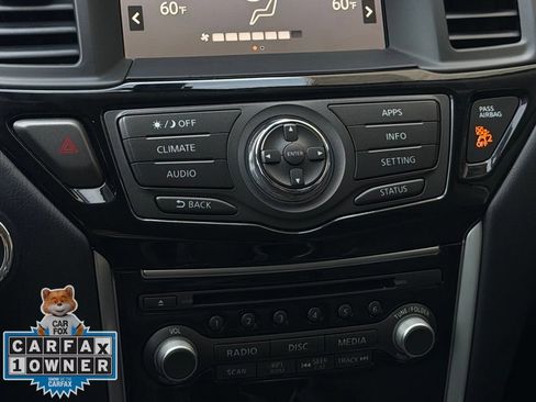 Used 2020 Nissan Pathfinder S AWD/4WD image 16