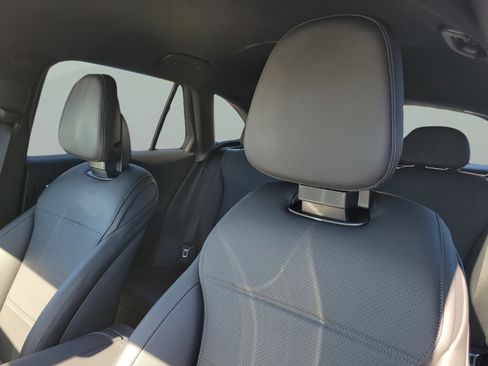 Certified 2026 Mercedes-Benz GLC 300 image 17
