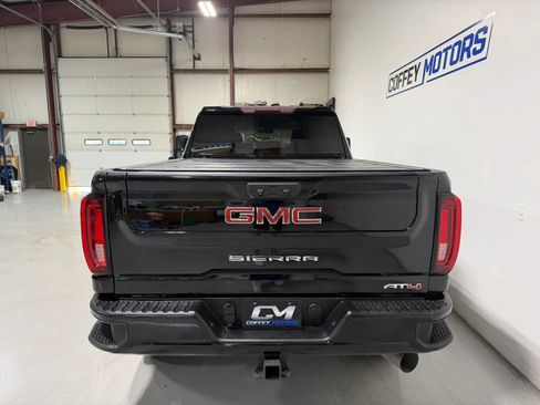 Used 2022 GMC Sierra 3500 AT4 AWD/4WD image 5