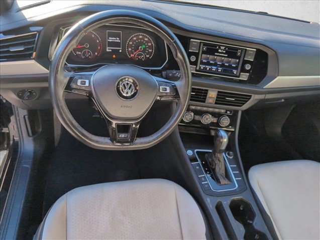 Used 2020 Volkswagen Jetta R-Line w/ R-Line Cold Weather Package FWD image 17