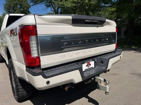 Used 2017 Ford F250 Platinum w/ Platinum Ultimate Package AWD/4WD image 78