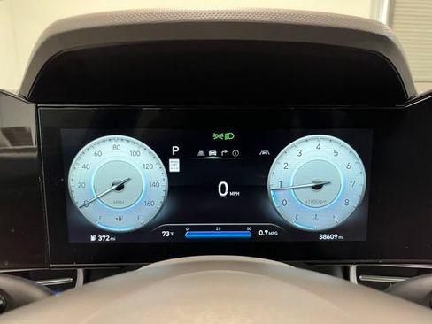 Used 2024 Hyundai Elantra SEL FWD image 24