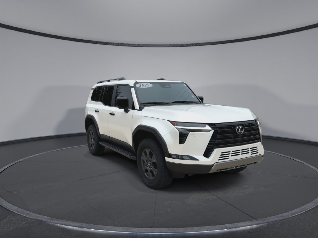 Used 2025 Lexus GX 550 AWD/4WD image 3