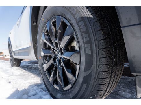 Used 2024 MAZDA CX-50 AWD 2.5 S w/ Preferred Package image 9