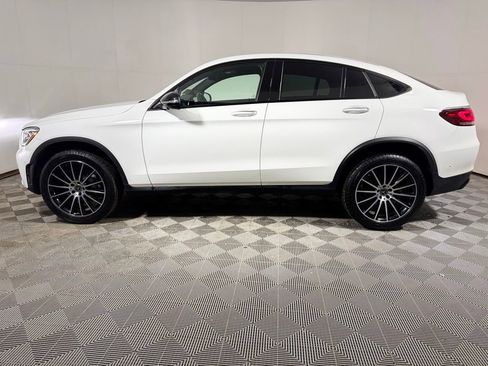 Used 2023 Mercedes-Benz GLC 300 4MATIC Coupe image 3