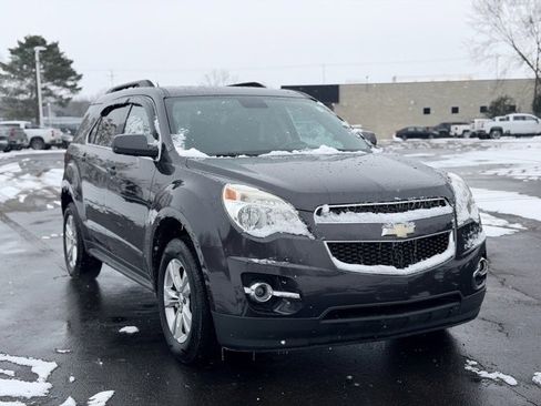 Used 2013 Chevrolet Equinox LT w/ Driver Convenience Package image 2