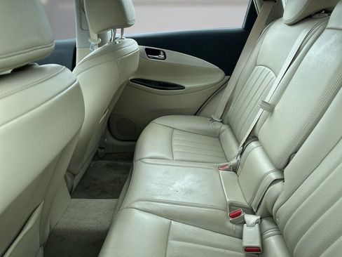 Used 2016 INFINITI QX50 2WD image 5