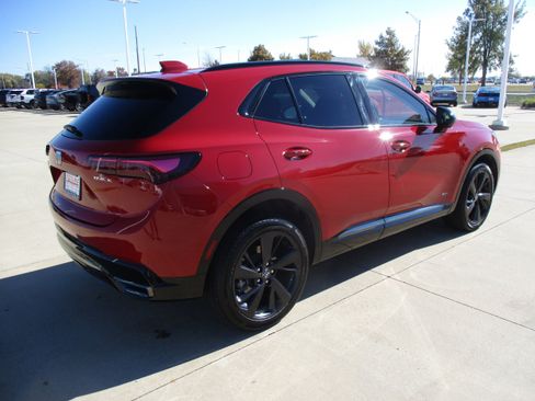 Used 2025 Buick Envision Sport Touring image 6