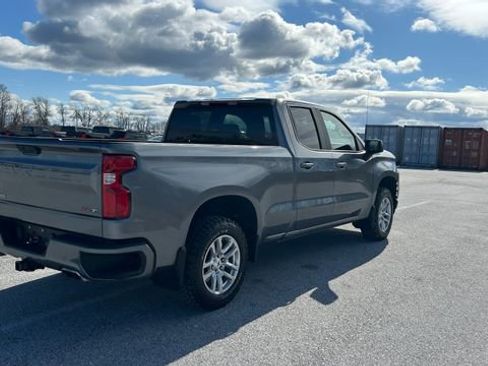 Used 2021 Chevrolet Silverado 1500 RST AWD/4WD image 3