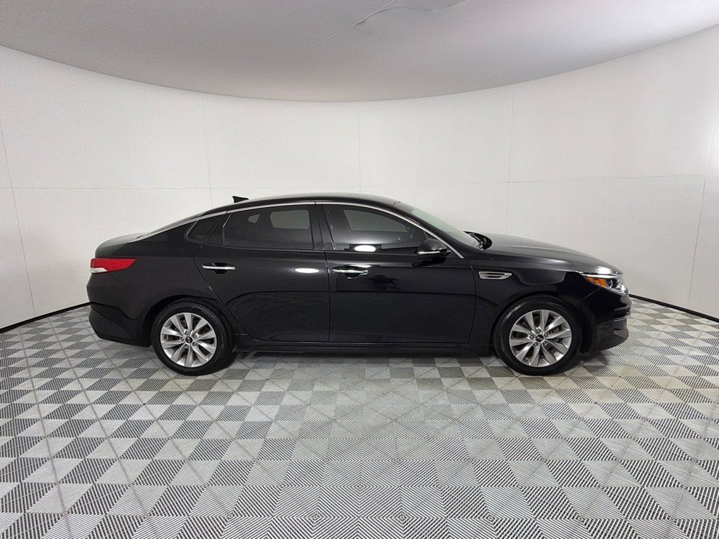 Used 2016 Kia Optima EX FWD image 4