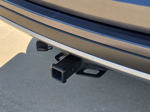 Used 2018 Toyota RAV4 XLE FWD image 34