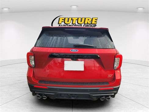Used 2022 Ford Explorer ST w/ Equipment Group 401A image 4