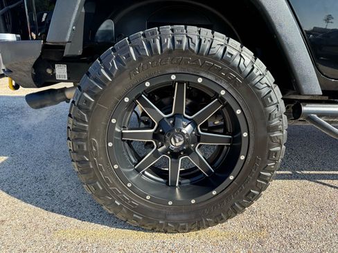 Used 2014 Jeep Wrangler Unlimited Sport w/ Quick Order Package 24S image 22