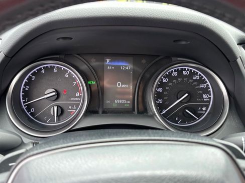 Used 2023 Toyota Camry SE w/ Convenience Package FWD image 13