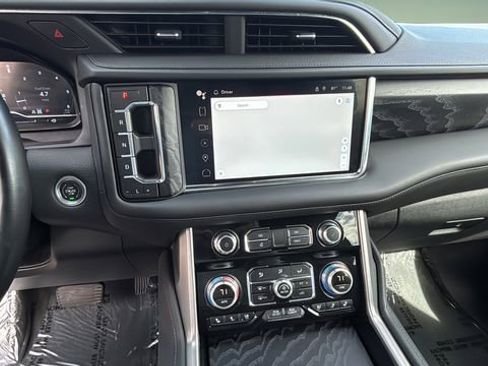 Used 2024 GMC Yukon Denali image 25