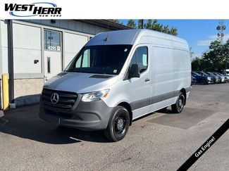 Used 2023 Mercedes-Benz Sprinter 2500 video 1