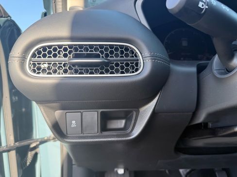 New 2026 Honda HR-V EX-L image 14